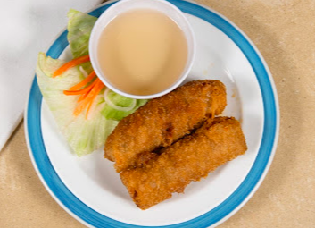 Taste of Vietnam signature dishes Crispy Spring Rolls
Grilled Pork Chops
Charcoal Grilled Chicken